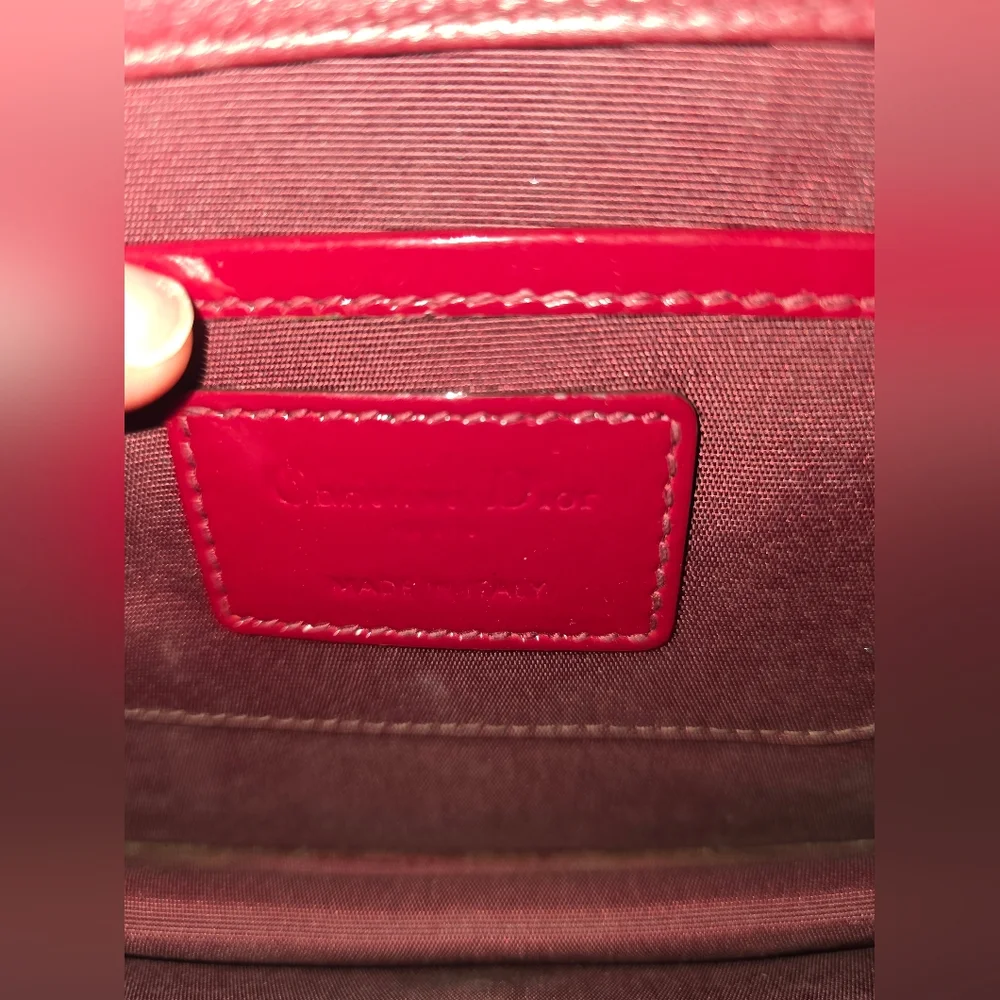 Pre-owned Authenic DIOR Red Patent Cannage Lady Dior Convertible Clutch - Picture 6 of 14